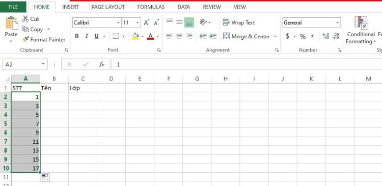 Cách đánh số thứ tự khi có dòng ngăn cách trong Excel 4